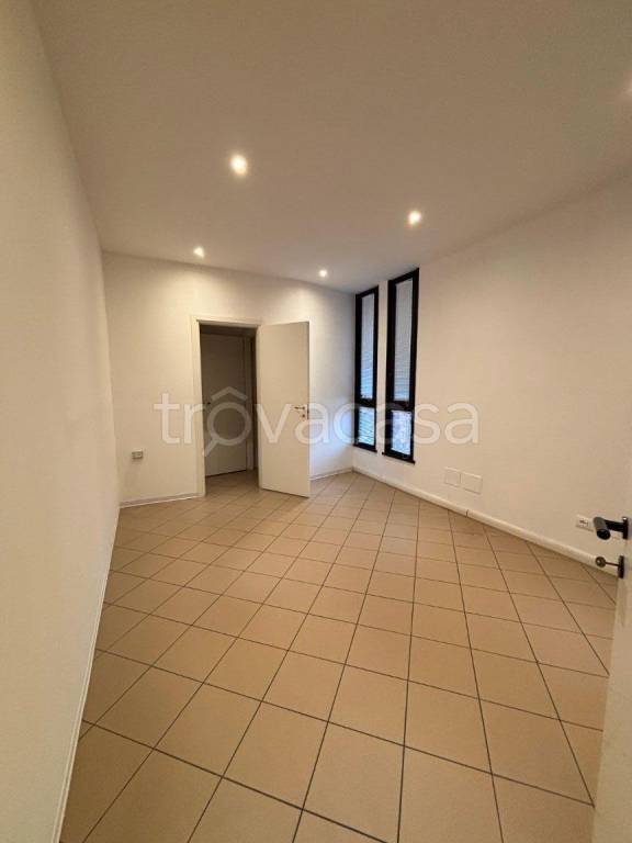 ufficio in affitto a Bologna in zona San Vitale