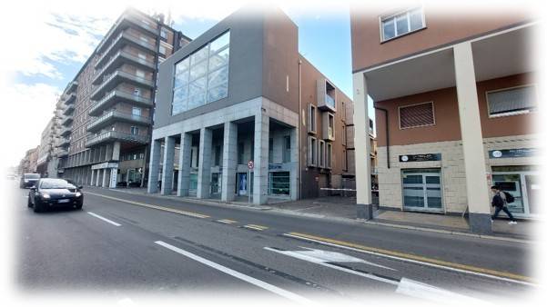 negozio in affitto a Bologna in zona Saffi