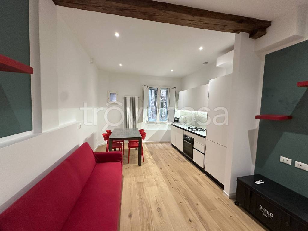 appartamento in affitto a Bologna in zona Santo Stefano