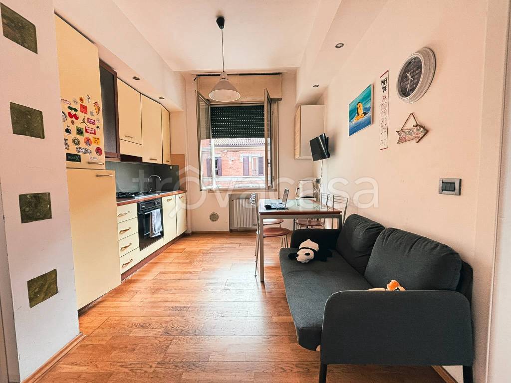 appartamento in affitto a Bologna in zona Saffi