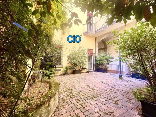 quadrivano in affitto a Bologna in zona Centro Storico