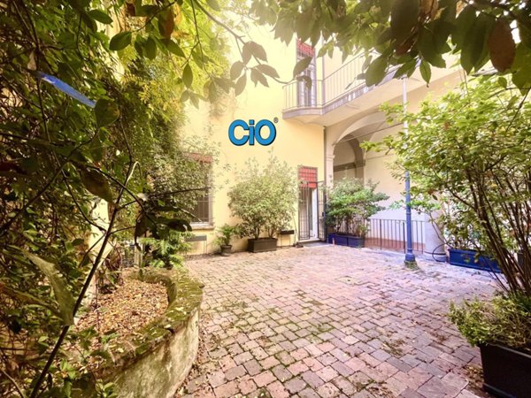 quadrivano in affitto a Bologna in zona Centro Storico