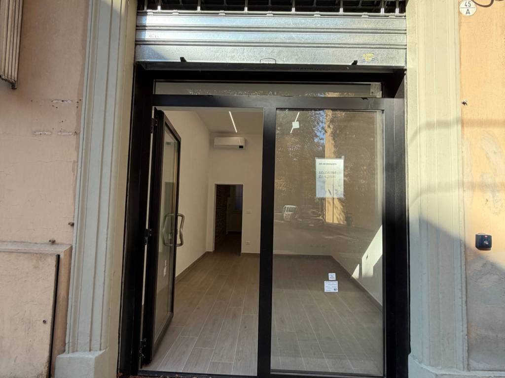 negozio in affitto a Bologna in zona Andrea Costa