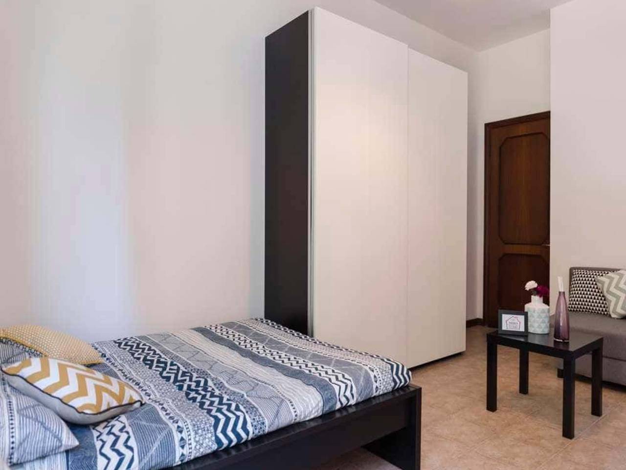 negozio in affitto a Bologna in zona Saragozza