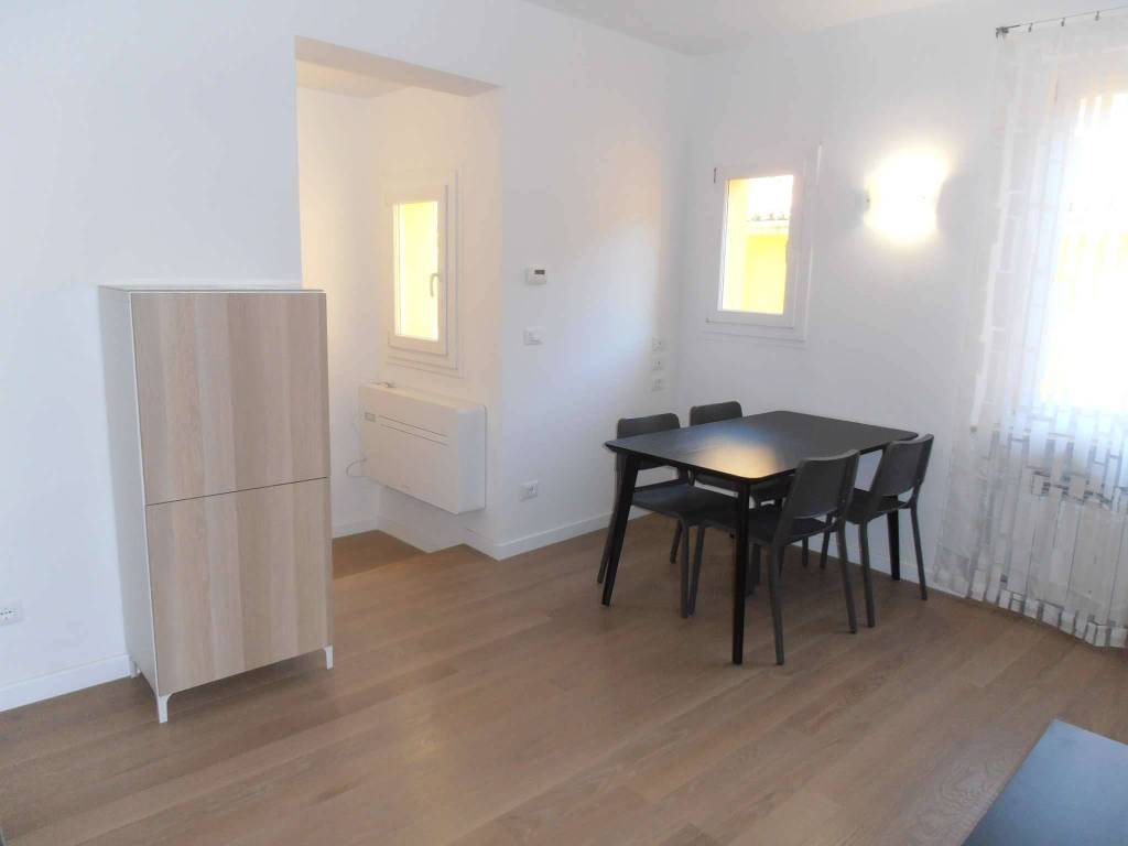 appartamento in affitto a Bologna in zona Santo Stefano