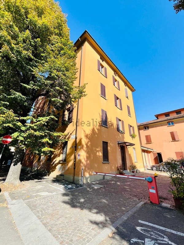 ufficio in affitto a Bologna