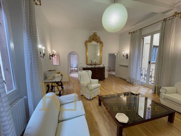 appartamento in affitto a Bologna in zona Santo Stefano