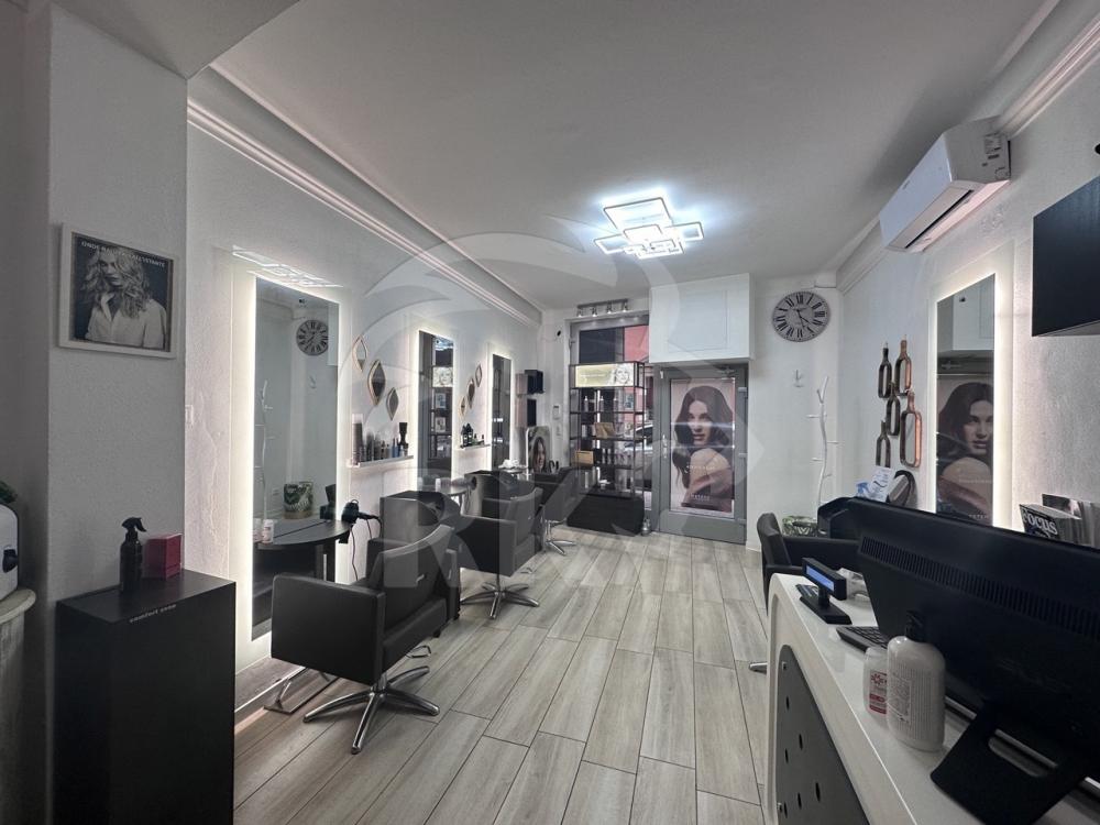 negozio in affitto a Bologna in zona Centro Storico