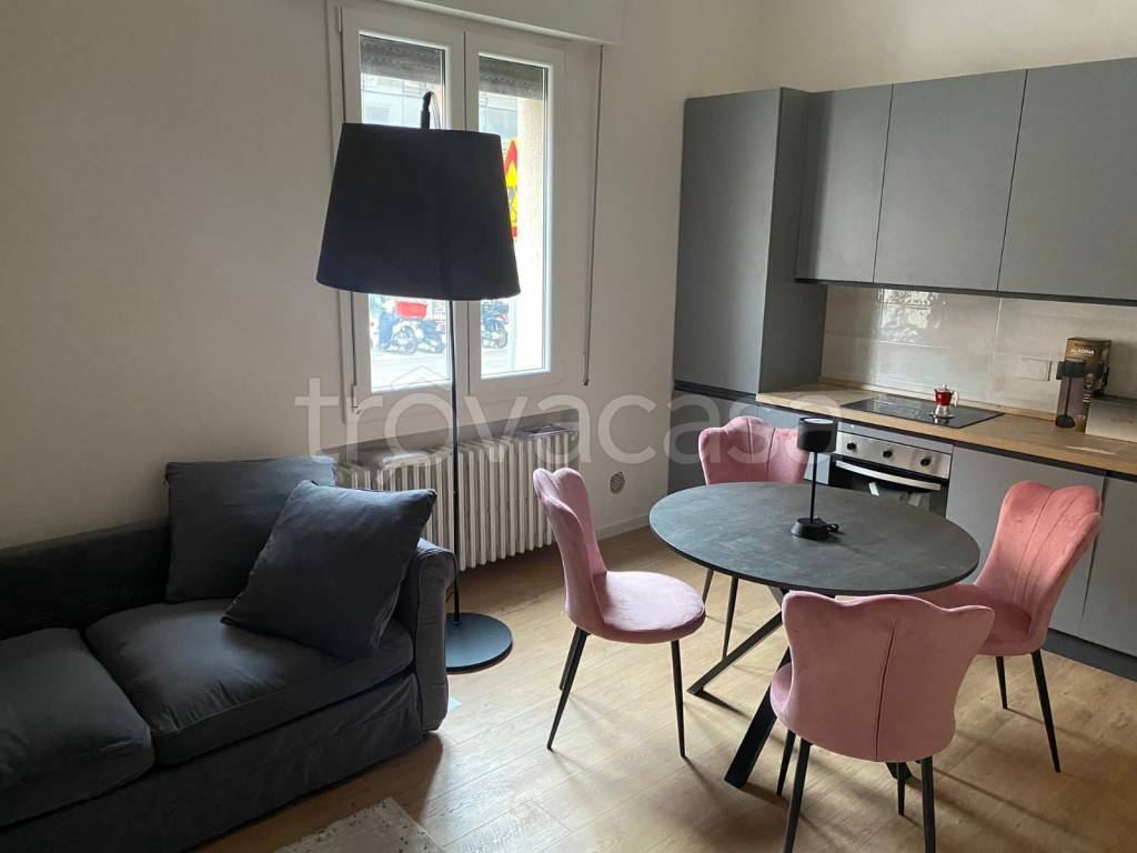 appartamento in affitto a Bologna in zona Saffi