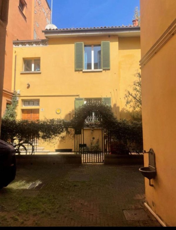 appartamento in affitto a Bologna in zona Santo Stefano
