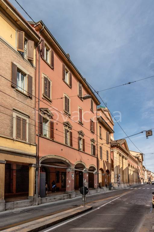appartamento in affitto a Bologna in zona Santo Stefano
