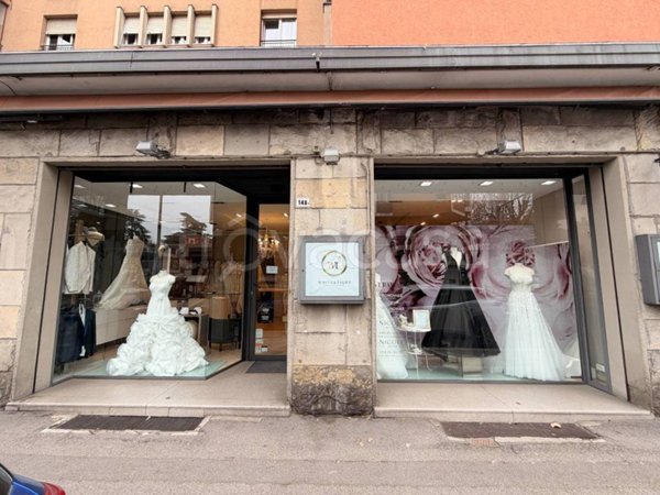 negozio in affitto a Bologna in zona San Vitale