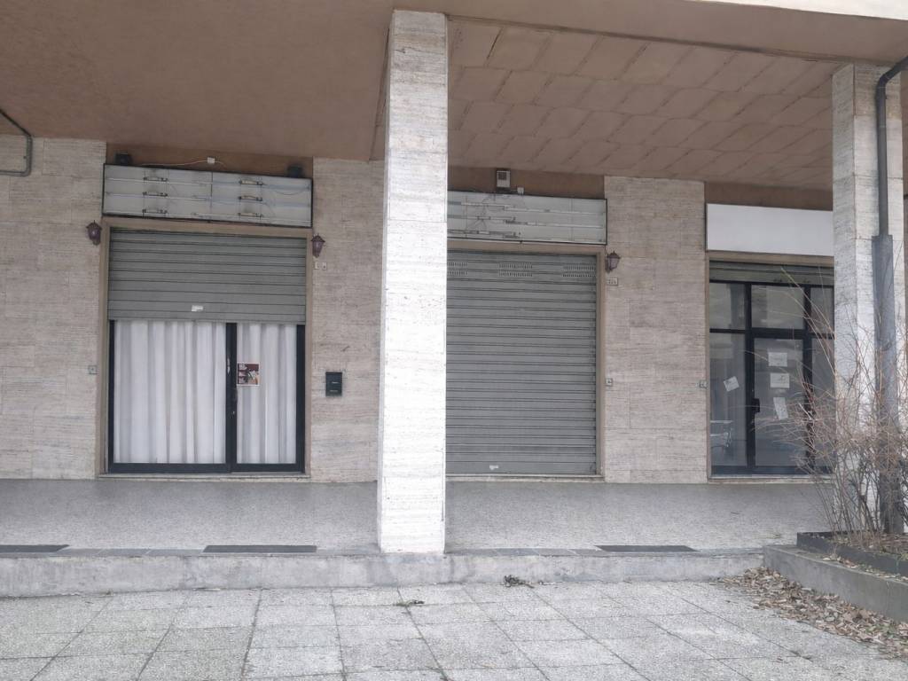 negozio in affitto a Bologna in zona Borgo Panigale