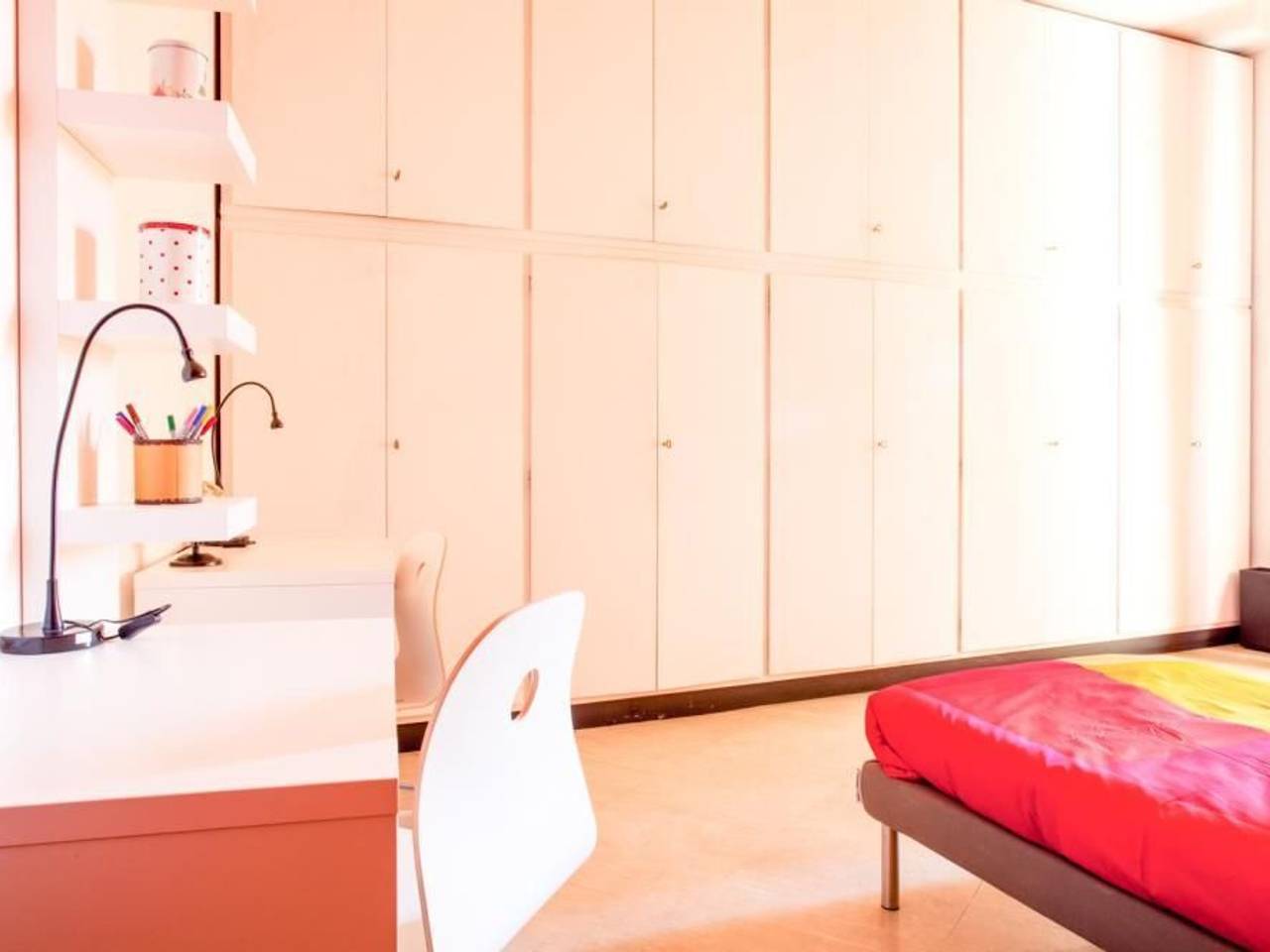 negozio in affitto a Bologna in zona Quartiere Porto