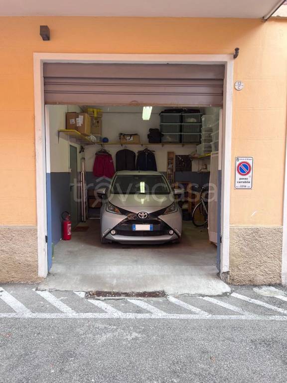 locale di sgombero in affitto a Bologna in zona Quartiere Porto