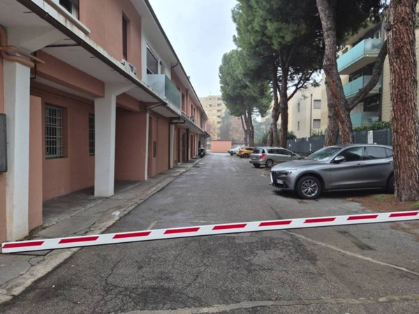 ufficio in affitto a Bologna in zona Savena