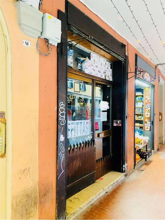 negozio in affitto a Bologna in zona Centro Storico