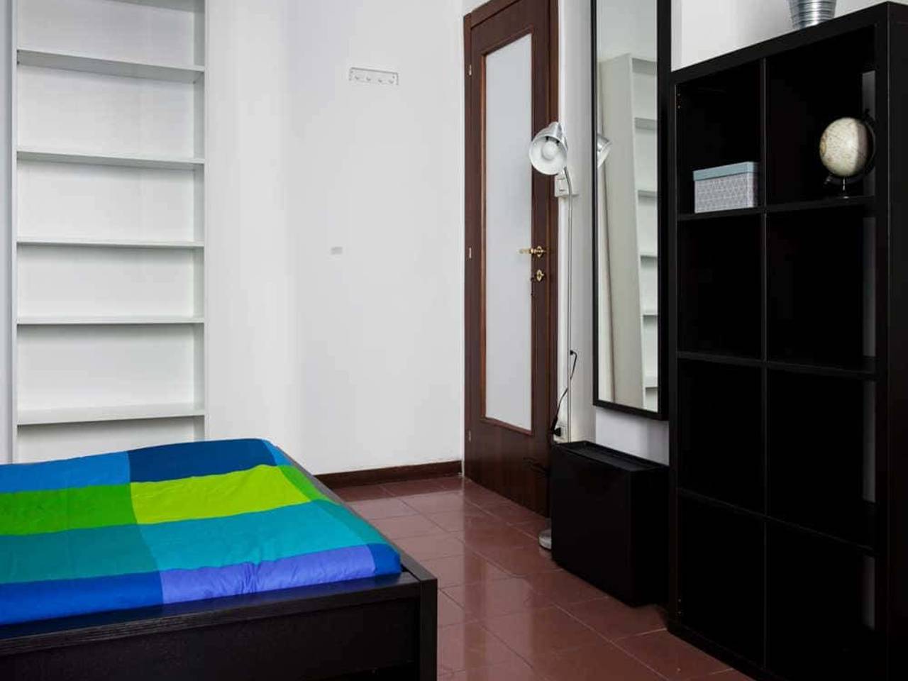 negozio in affitto a Bologna in zona Quartiere Porto