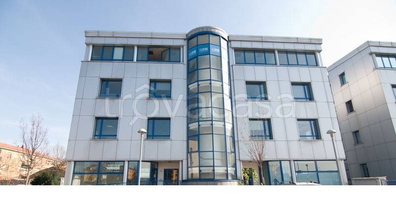 ufficio in affitto a Bologna in zona Corticella