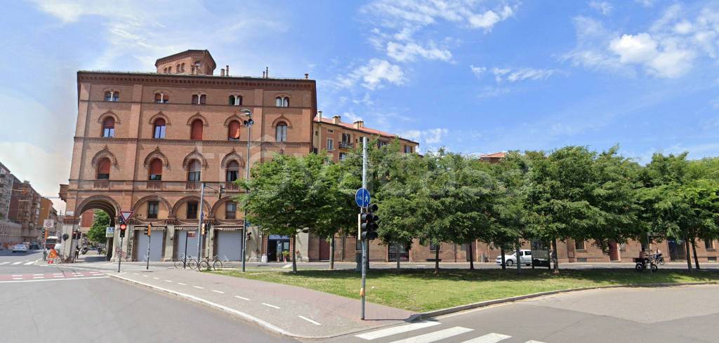 appartamento in affitto a Bologna in zona Saffi