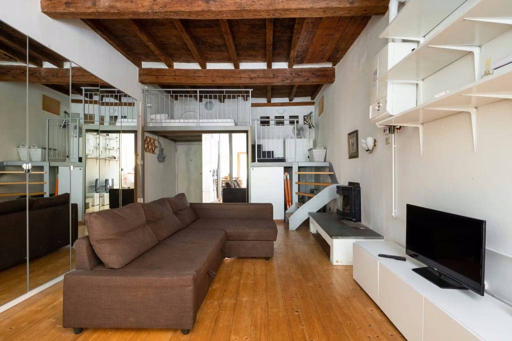 appartamento in affitto a Bologna in zona Santo Stefano