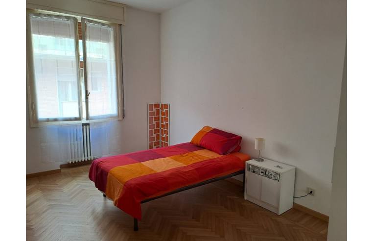 camera singola in affitto a Bologna in zona Centro Storico