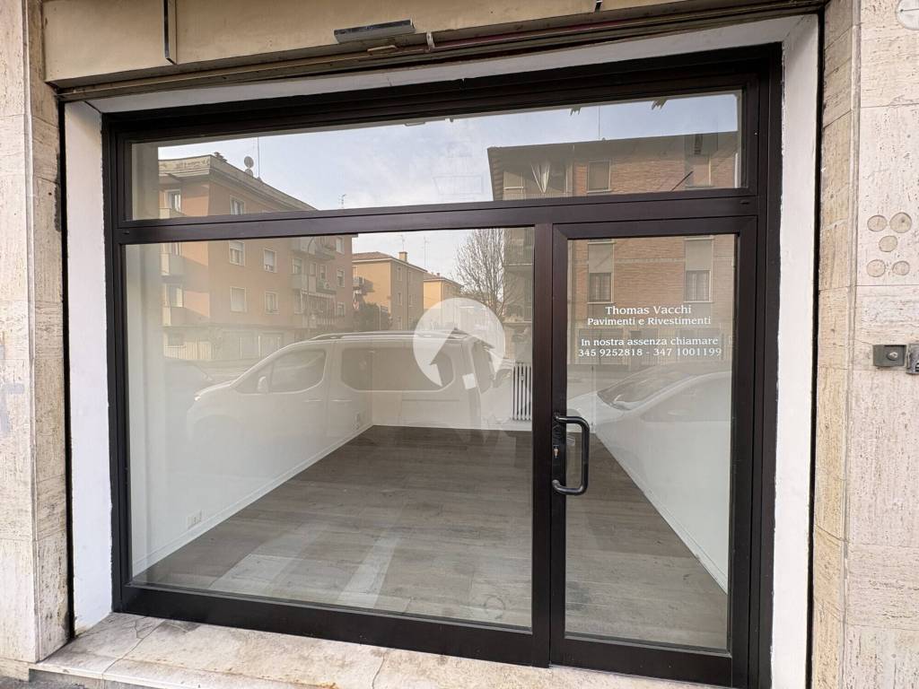negozio in affitto a Bologna in zona Savena