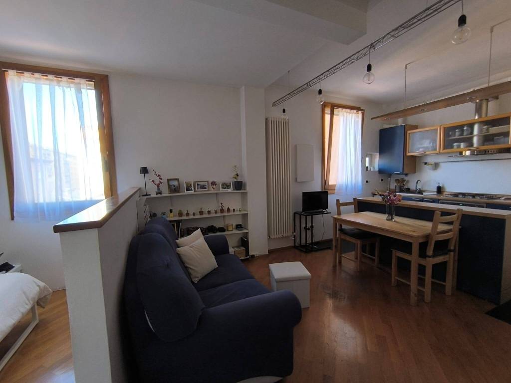 appartamento in affitto a Bologna in zona San Vitale