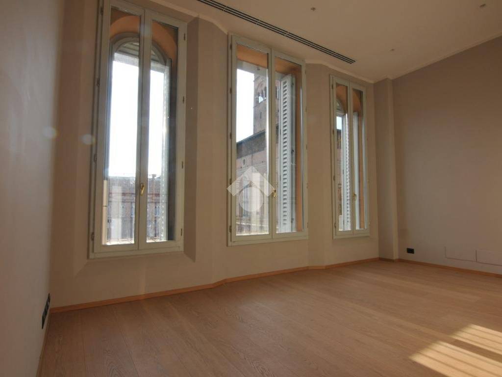 ufficio in affitto a Bologna