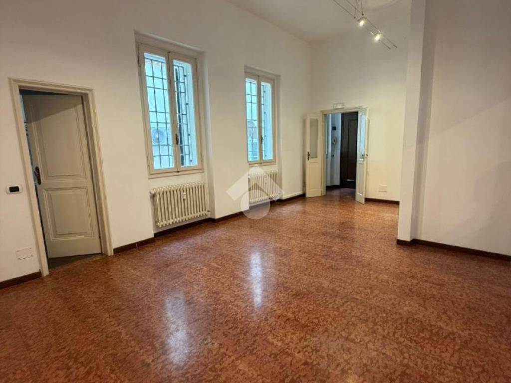 ufficio in affitto a Bologna