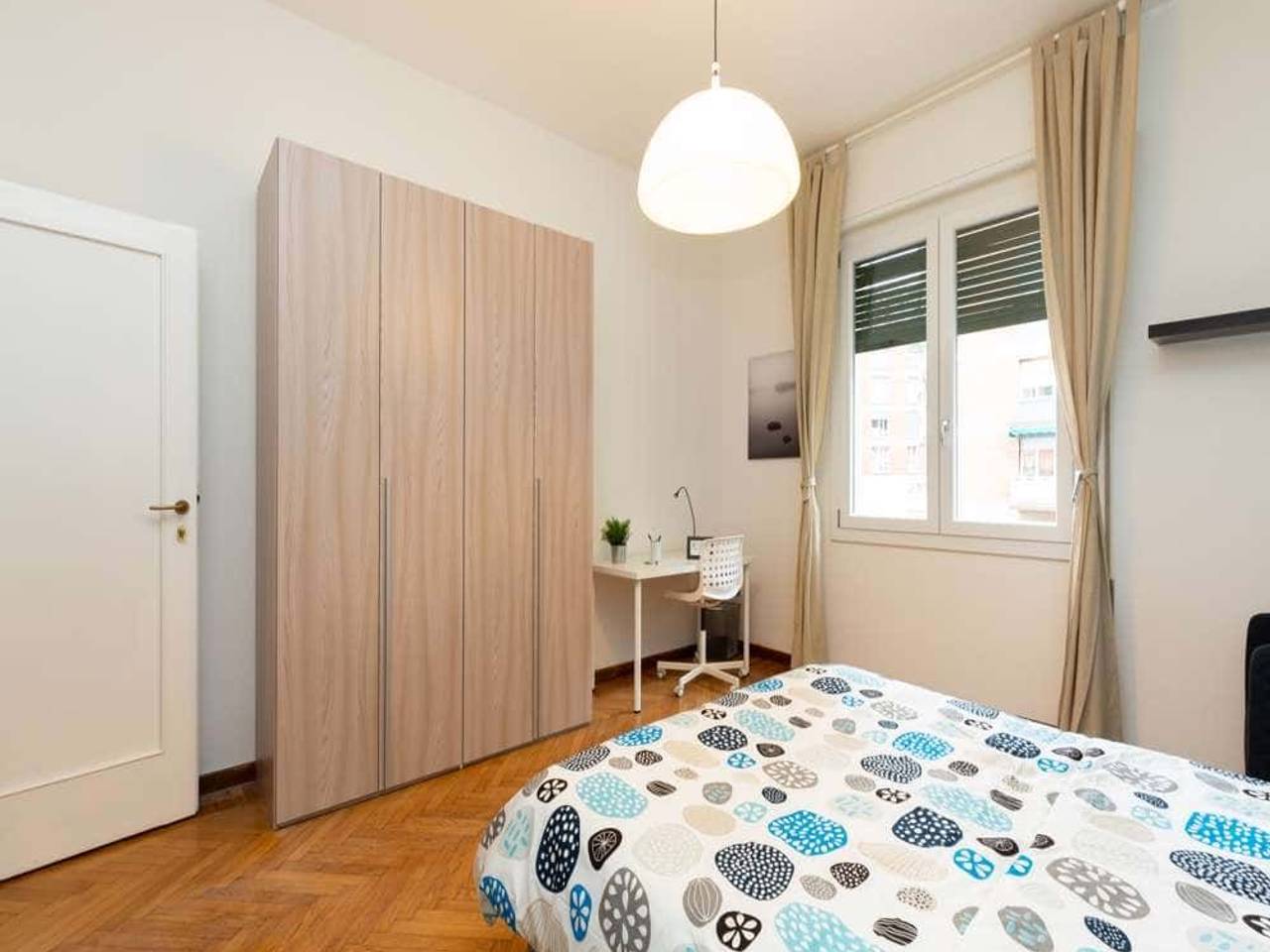 negozio in affitto a Bologna in zona Centro Storico