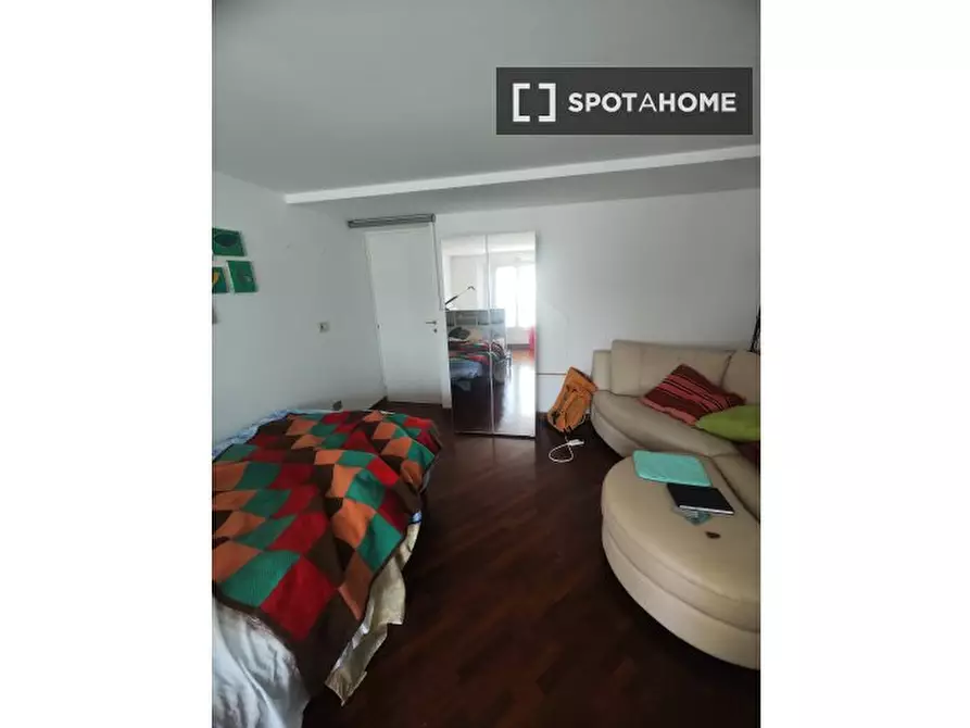 casa indipendente in affitto a Bologna in zona Santo Stefano