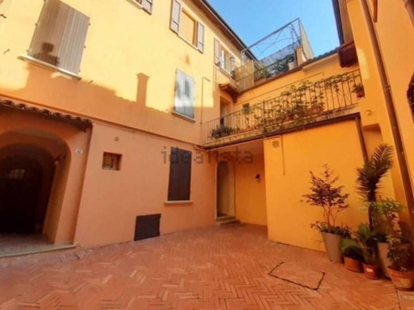 appartamento in affitto a Bologna in zona Santo Stefano