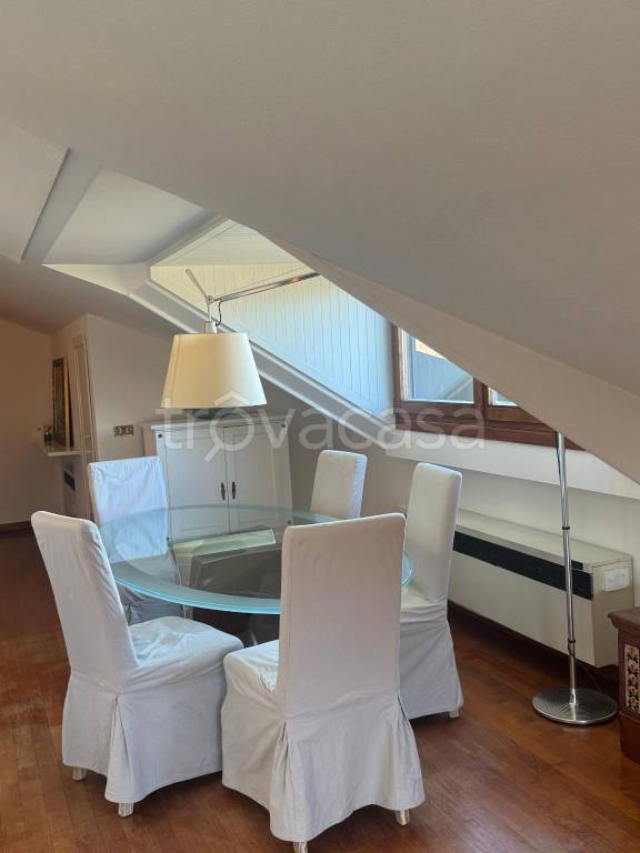 appartamento in affitto a Bologna in zona Santo Stefano