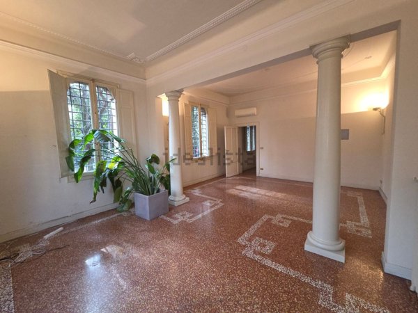 ufficio in affitto a Bologna in zona Santo Stefano