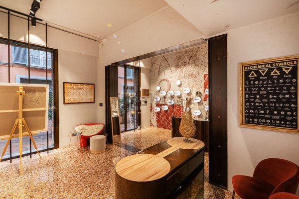 negozio in affitto a Bologna in zona Centro Storico