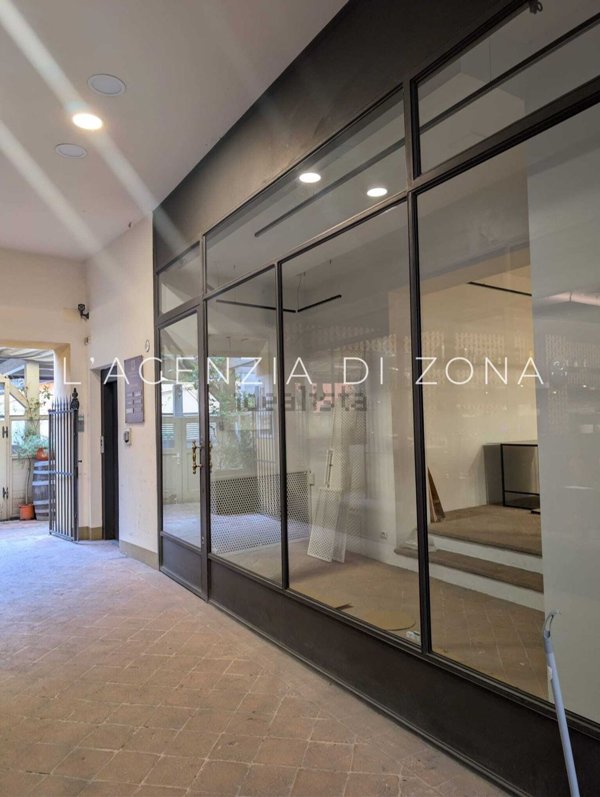 negozio in affitto a Bologna in zona Centro Storico