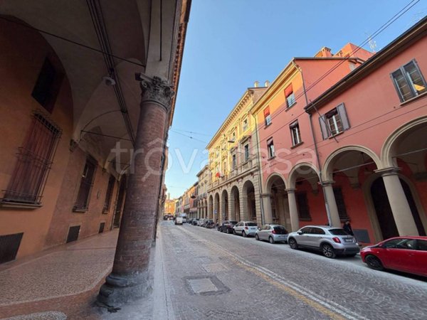 appartamento in affitto a Bologna in zona Santo Stefano
