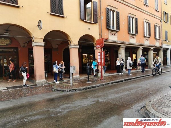 negozio in affitto a Bologna