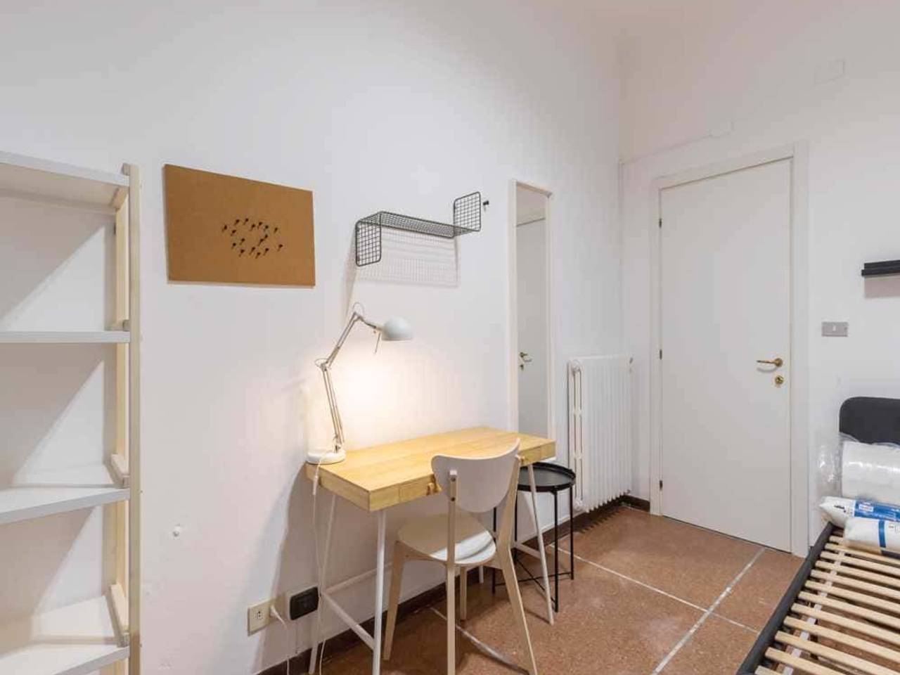 negozio in affitto a Bologna in zona Centro Storico