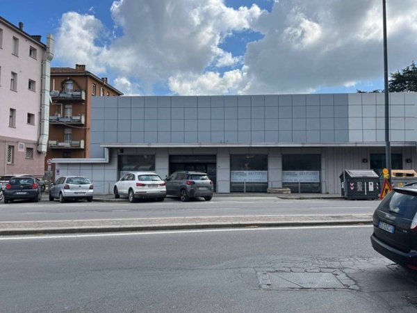 negozio in affitto a Bologna in zona Corticella