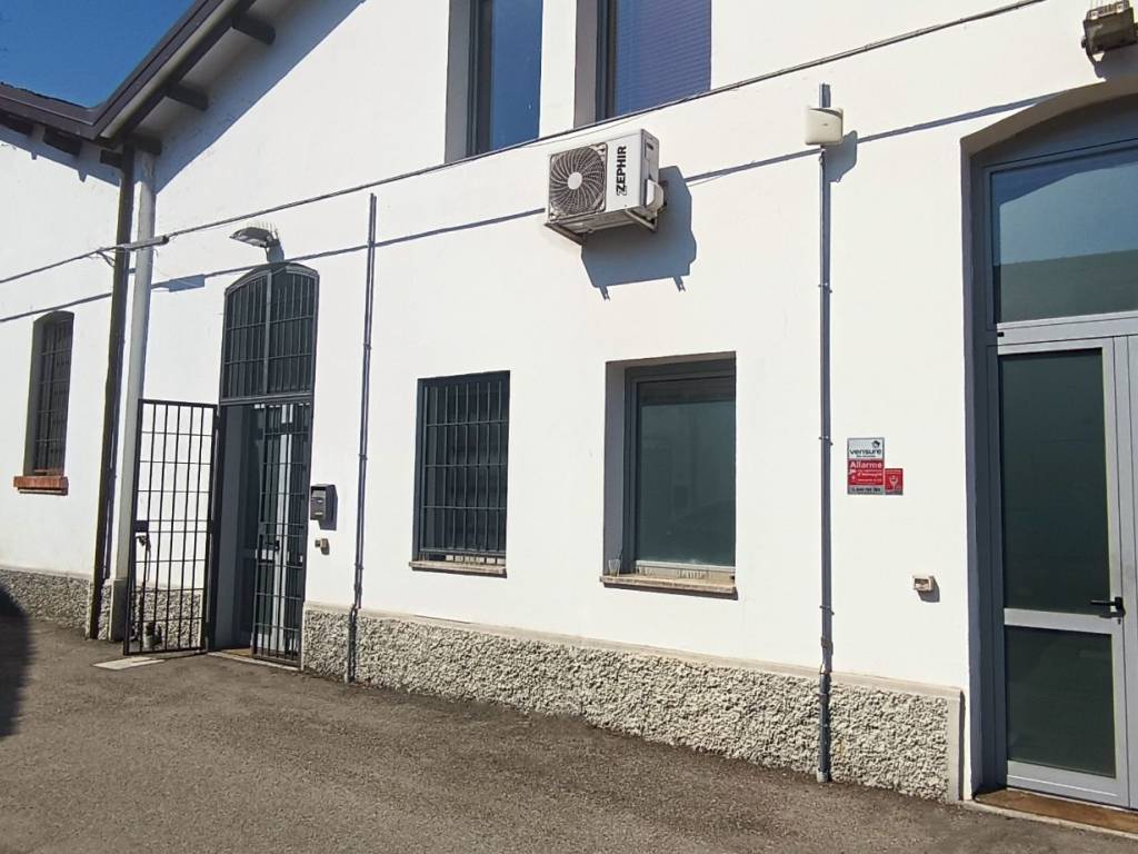 ufficio in affitto a Bologna in zona Borgo Panigale