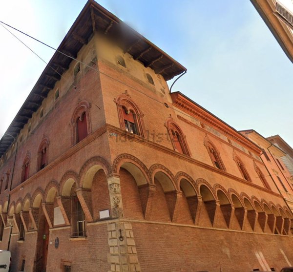 appartamento in affitto a Bologna in zona Santo Stefano