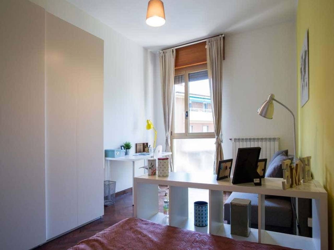 negozio in affitto a Bologna in zona Saragozza