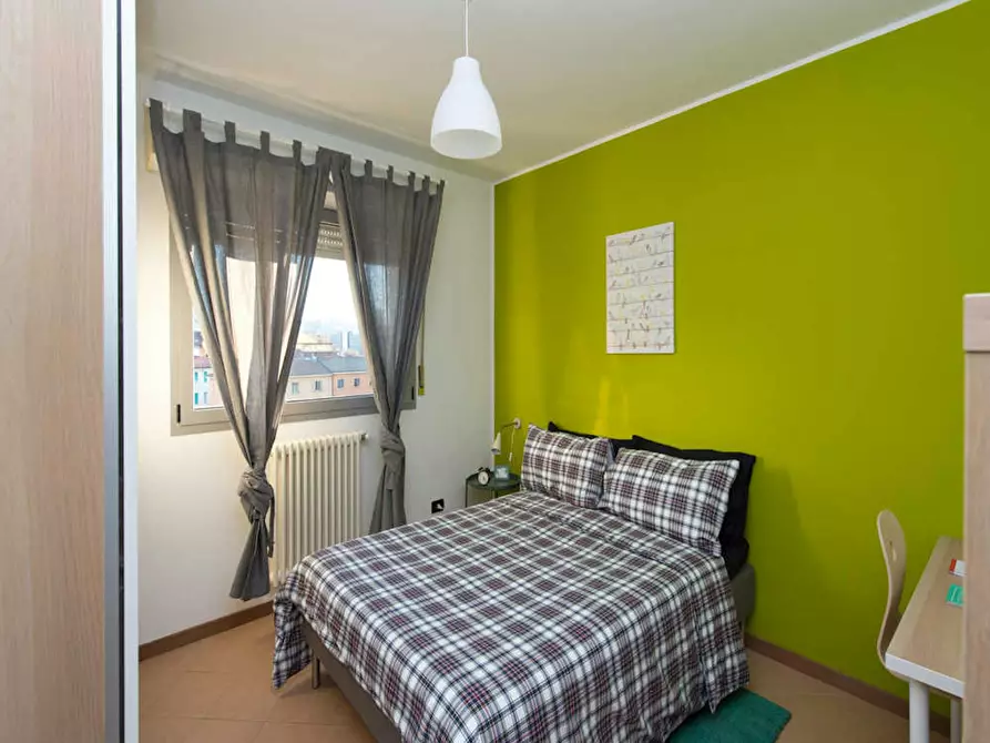 negozio in affitto a Bologna in zona Fiera