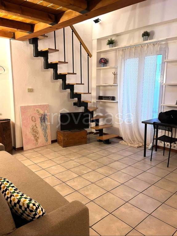 appartamento in affitto a Bologna in zona Santo Stefano