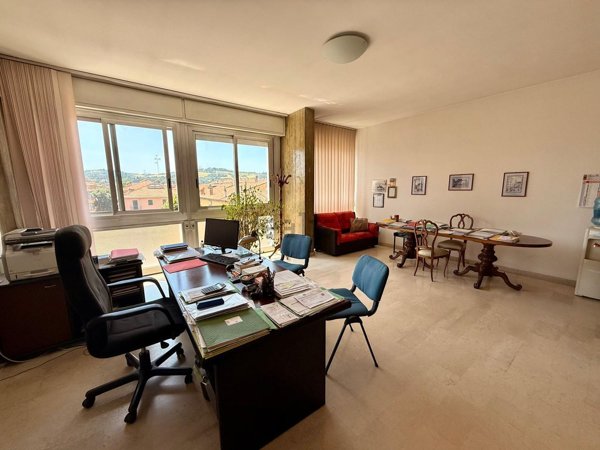 ufficio in affitto a Bologna in zona Colli