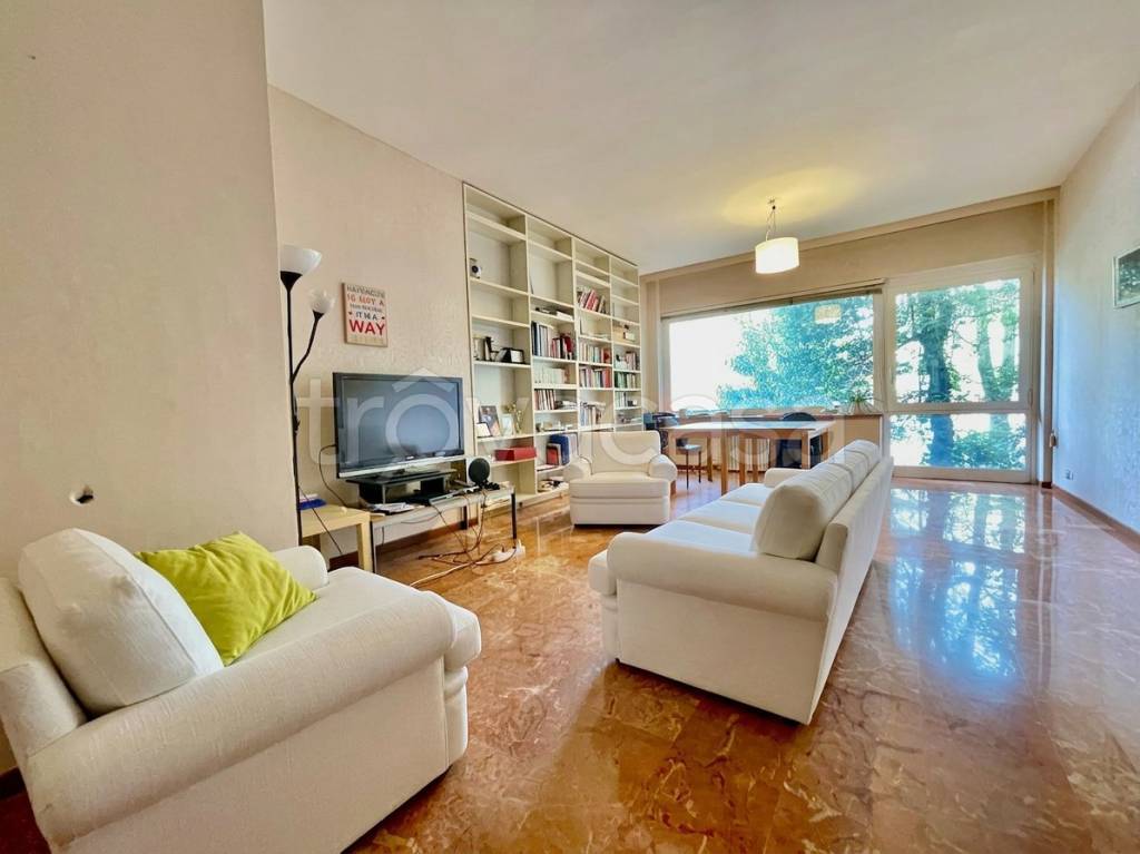 appartamento in affitto a Bologna in zona Santo Stefano