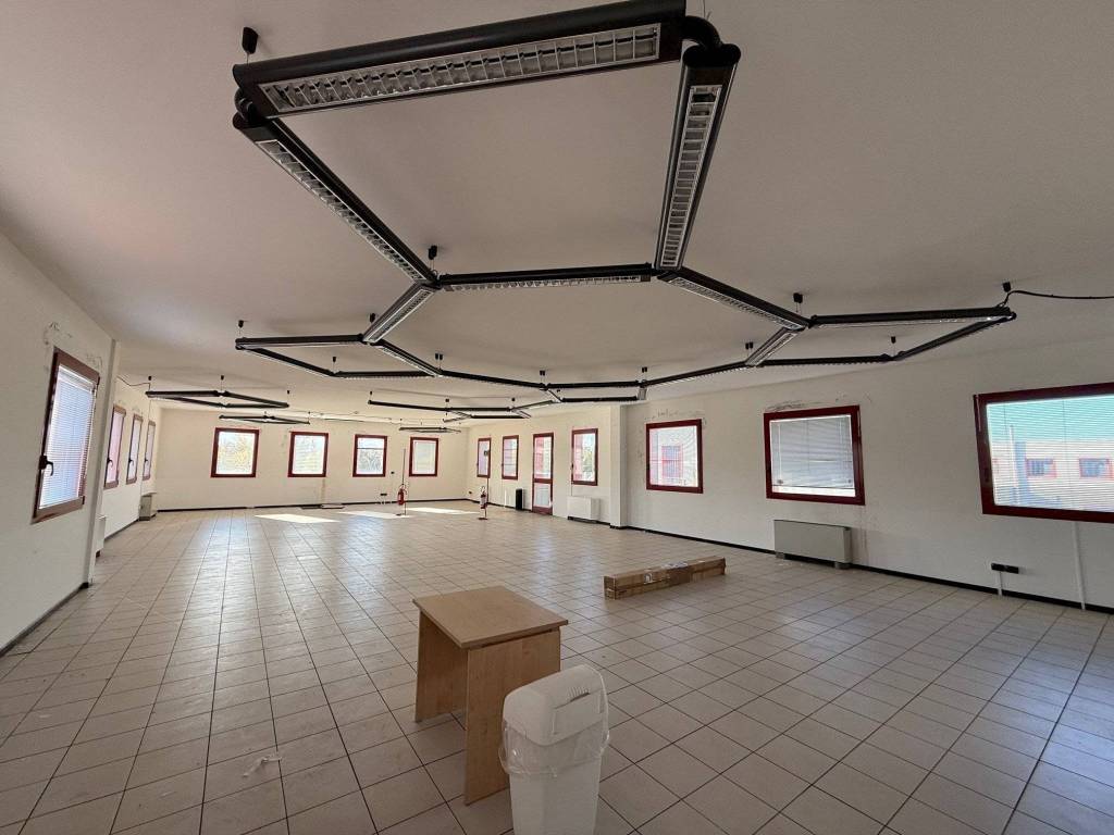 ufficio in affitto a Bologna in zona Borgo Panigale