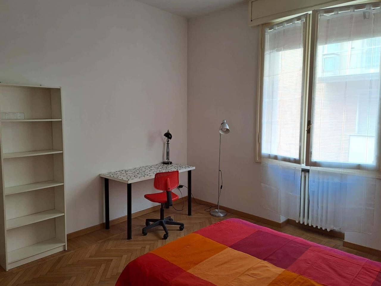 negozio in affitto a Bologna in zona Centro Storico